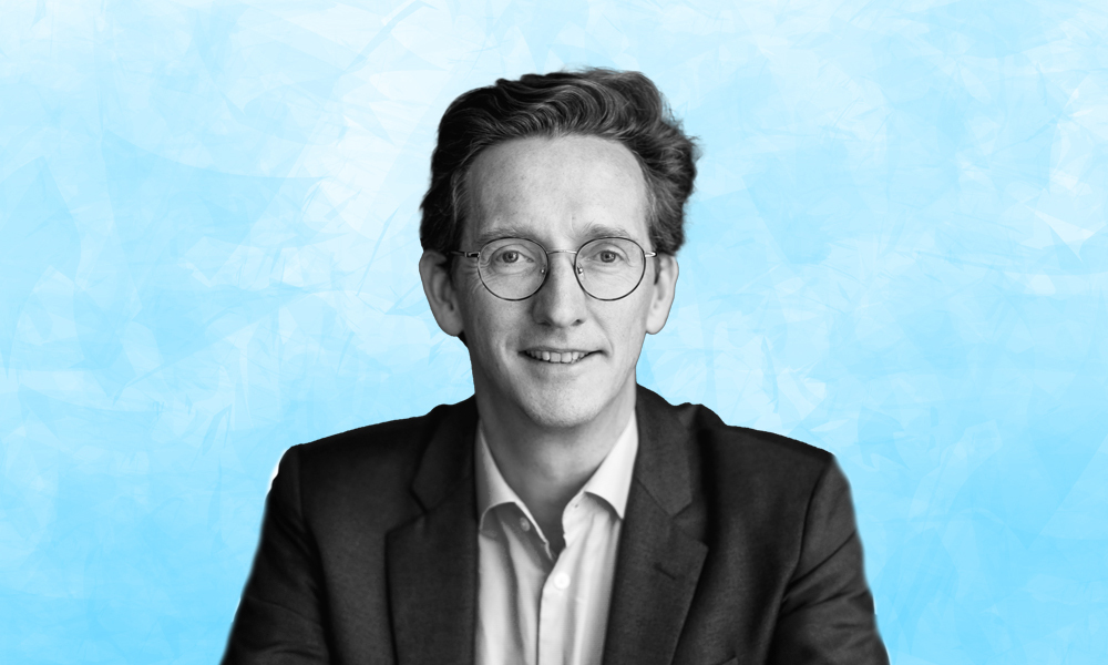 Headway shifts away from secondaries with independent sponsor focus