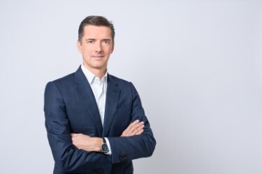 Marco Bizzozero, iCapital